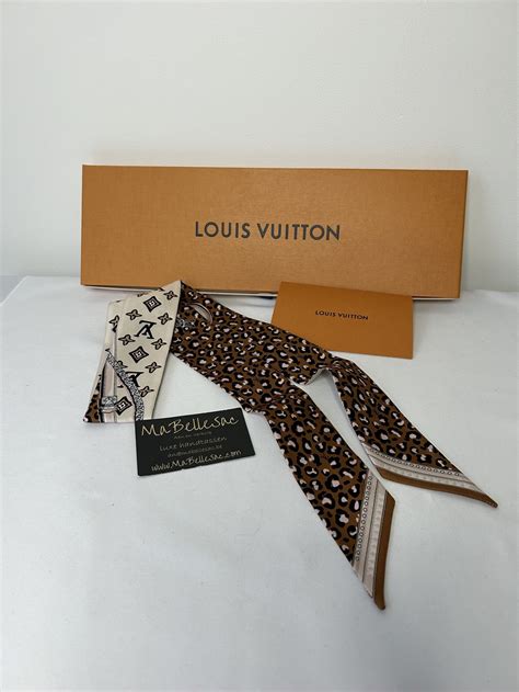 ví nam louis vuitton|Louis Vuitton bandana.